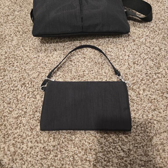 Black Baggallini Nylon Crossbody Bag Purse w/ Wristlet & Multiple Pockets - Picture 7 of 11